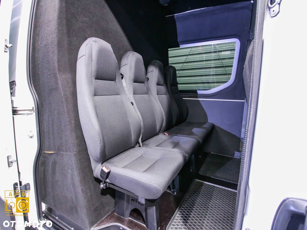 Iveco DAILY 35S15 BRYGADÓWKA 7 OSÓB - 11