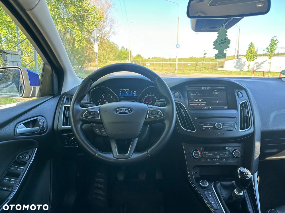 Ford Focus 1.0 EcoBoost Titanium ASS - 6