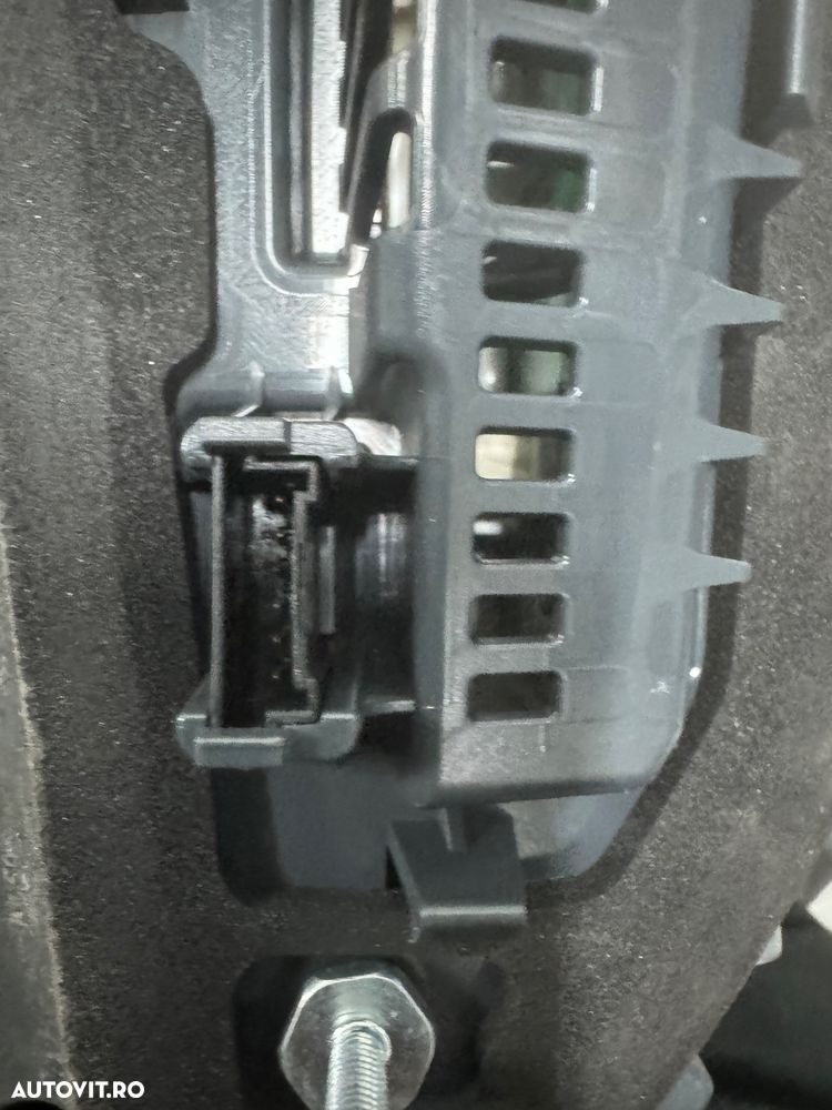 Stop tripla de pe portbagaj bmw seria 7 g11 g12 - 6