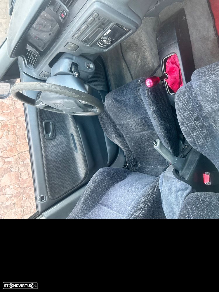 Honda Civic 1.6 ESi - 2