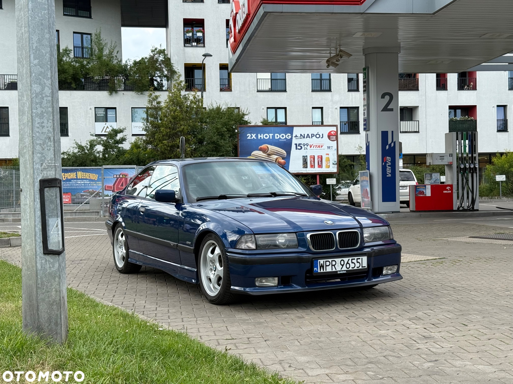 BMW Seria 3 320i Cabriolet - 2