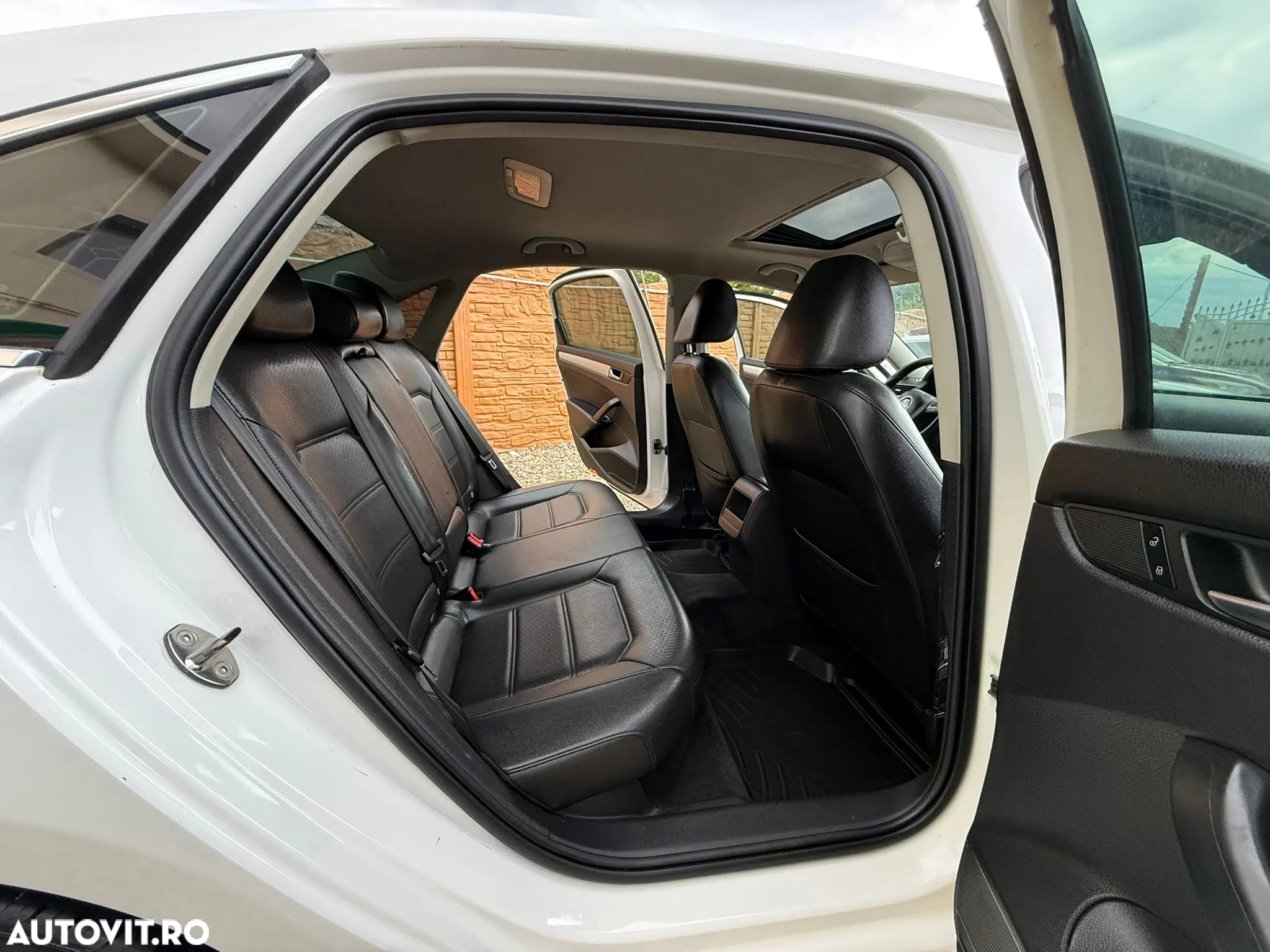 Volkswagen Passat - 7