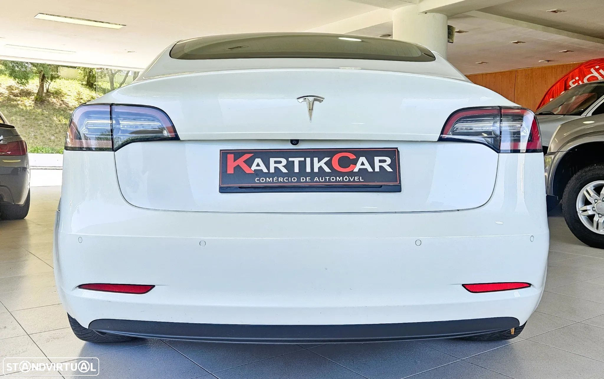 Tesla Model 3 Standard Range Plus RWD - 4