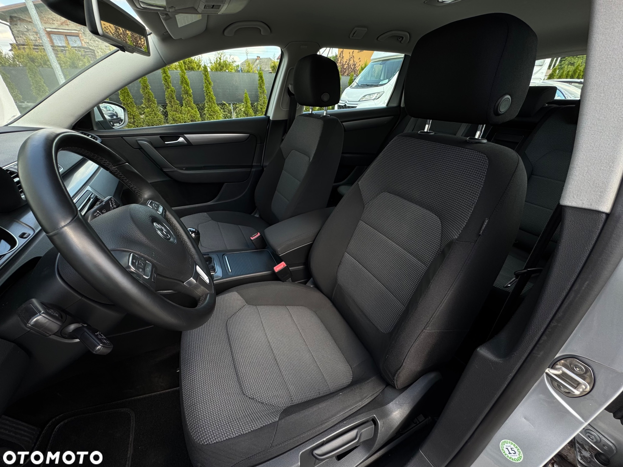 Volkswagen Passat 2.0 TDI Comfortline - 14