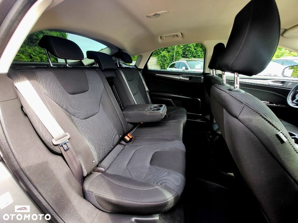 Ford Mondeo - 8