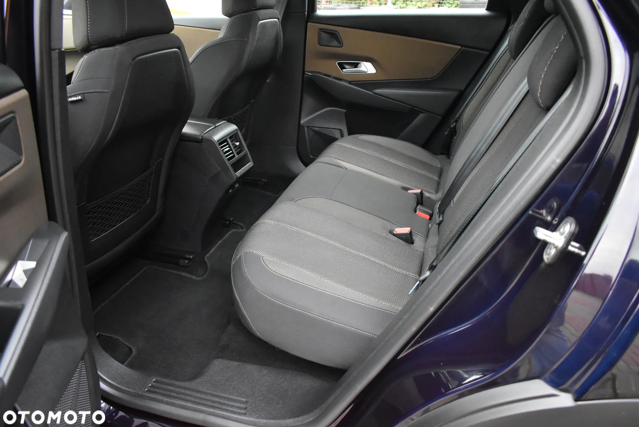 DS Automobiles DS 7 Crossback 1.5 BlueHDi Bastille - 13