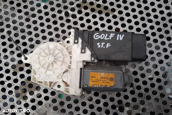 Motoras macara geam fata stanga 105467301 Volkswagen VW Golf 4 [1997 - 4