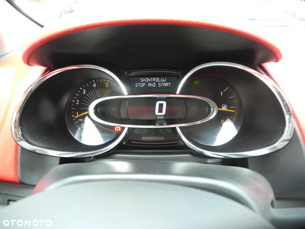 Renault Clio - 7