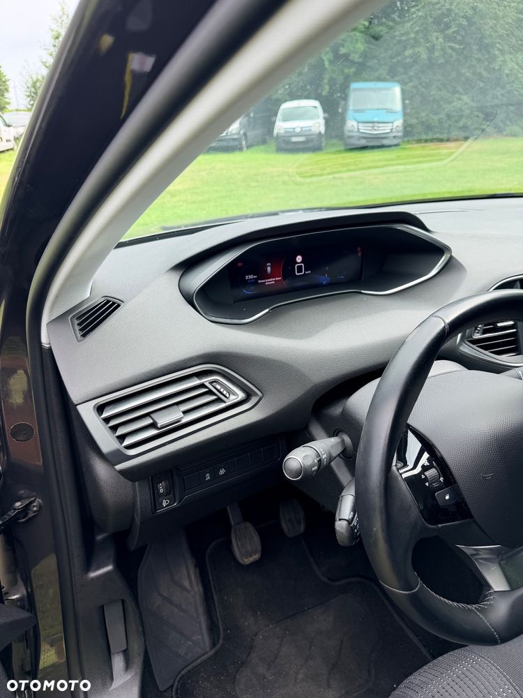Peugeot 308 PureTech 130 Allure - 20