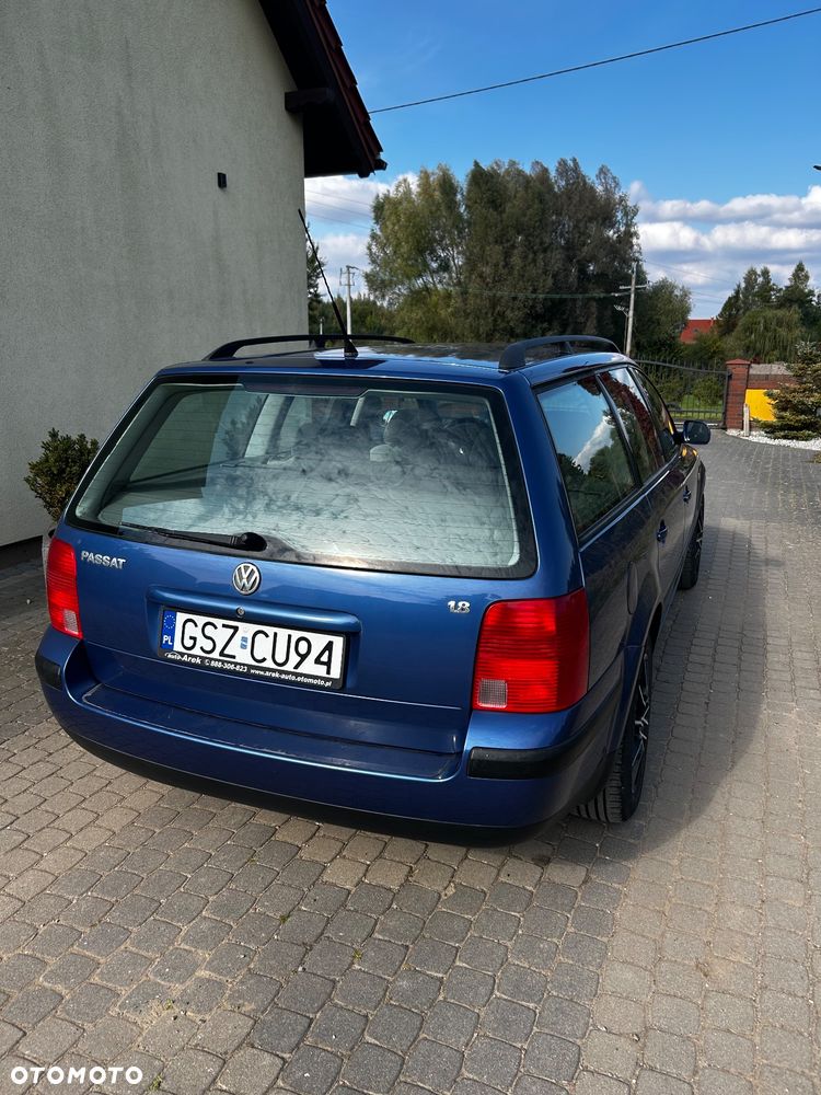 Volkswagen Passat - 5