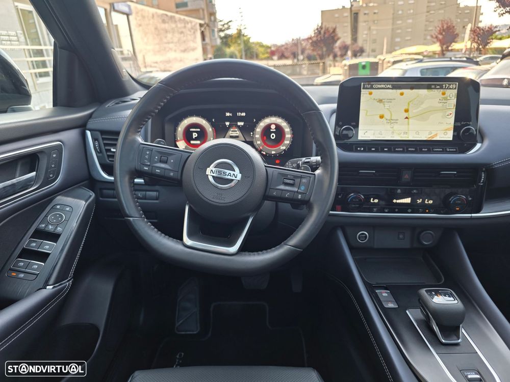 Nissan Qashqai 1.3 DIG-T Tekna + Xtronic - 9