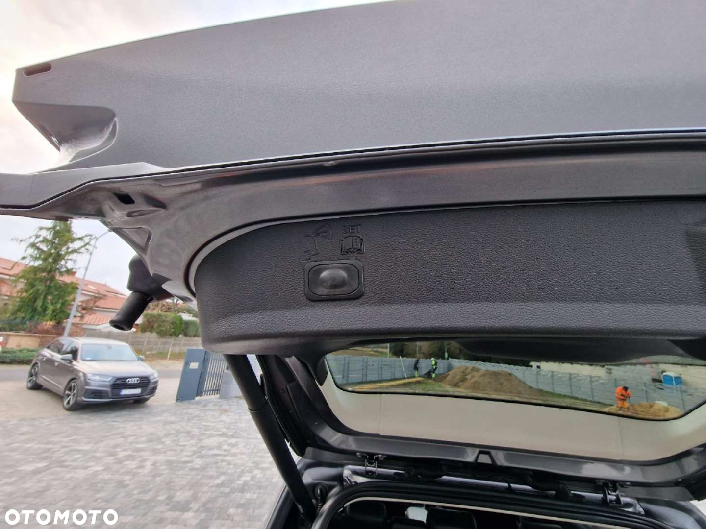 Ford Kuga - 33