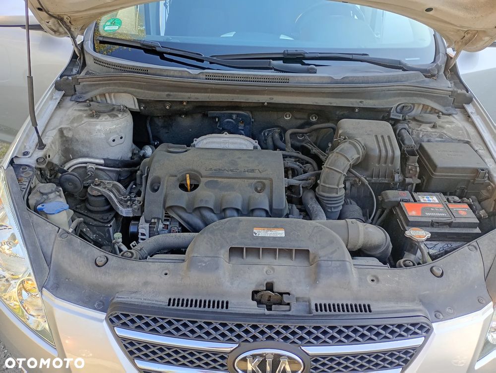 Kia Ceed - 31