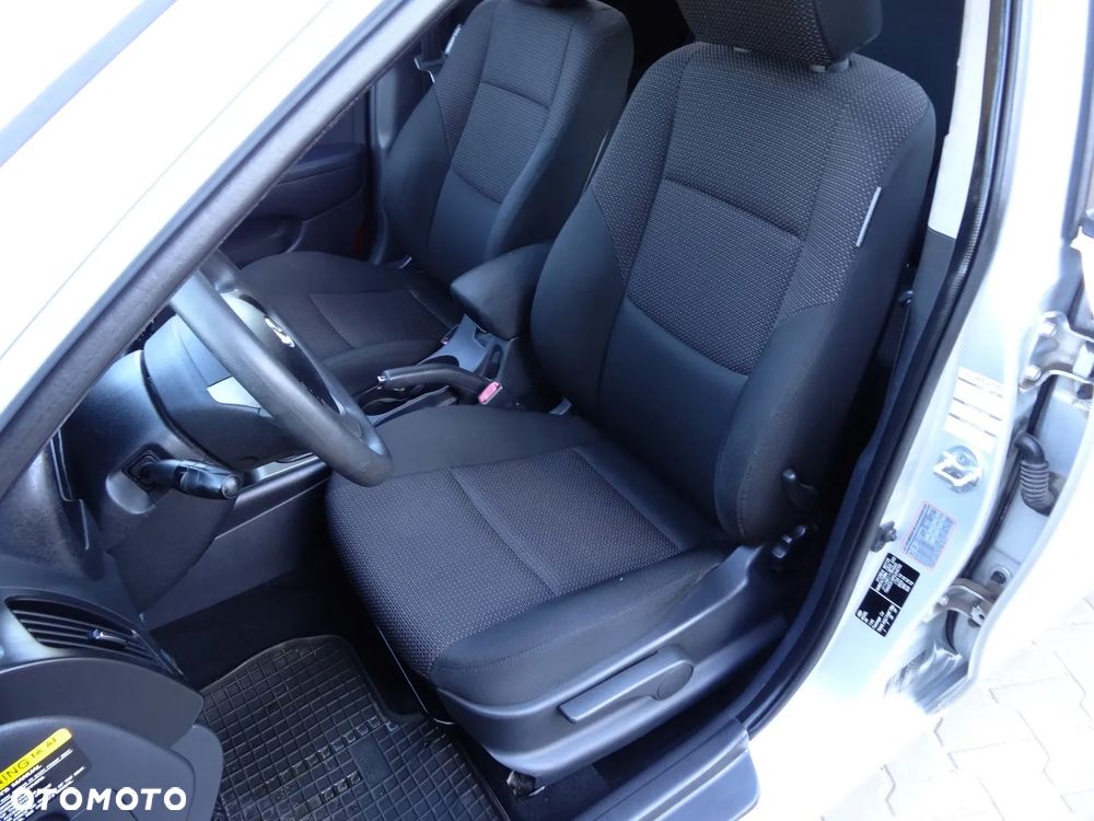 Hyundai i30 1.6 Comfort - 21