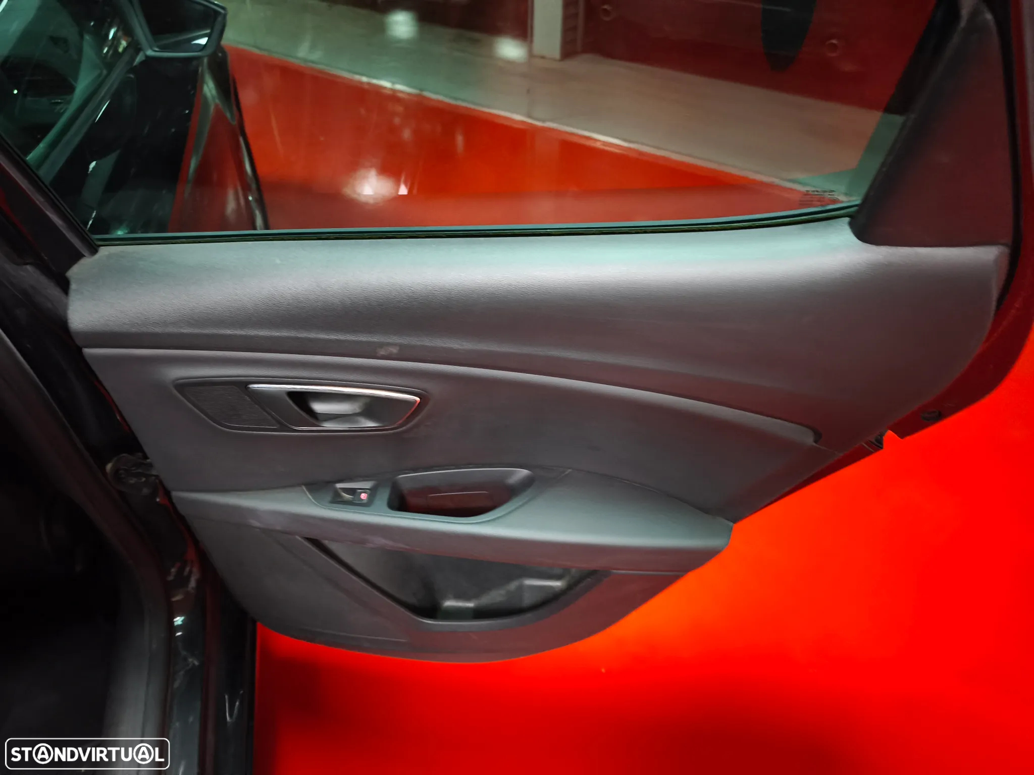 SEAT Leon 1.2 TSI S&S I-Tech - 31