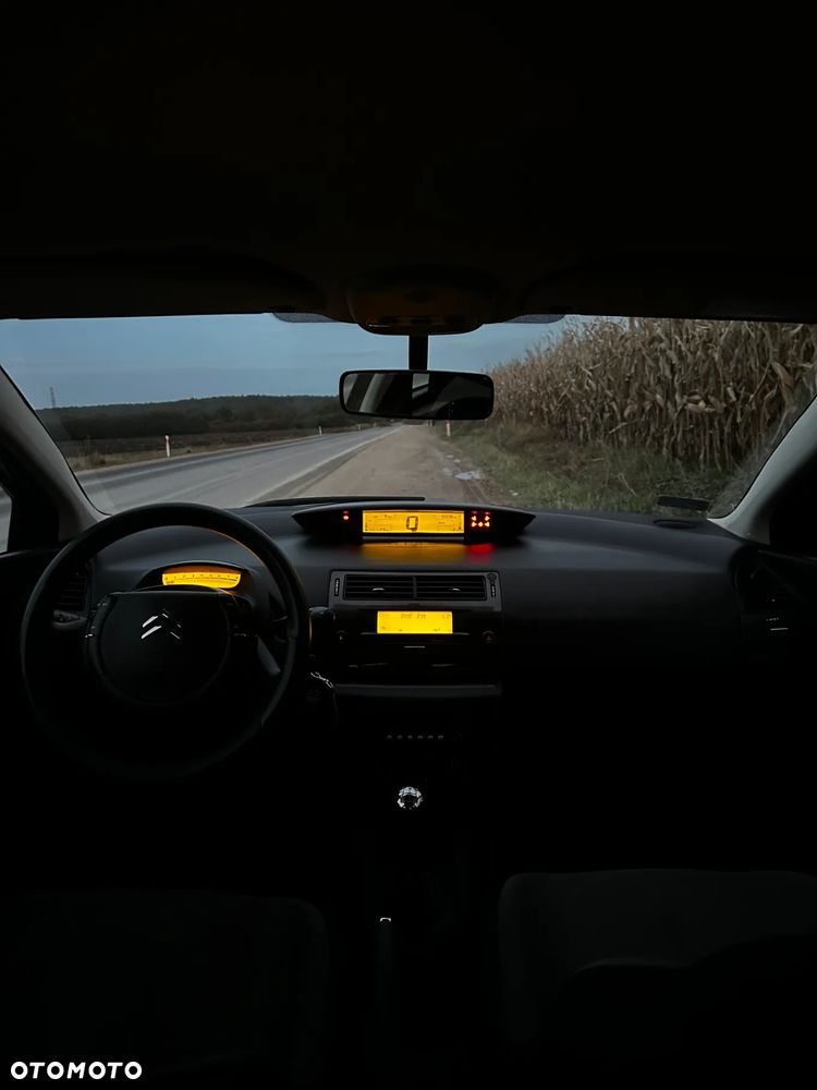 Citroën C4 - 16