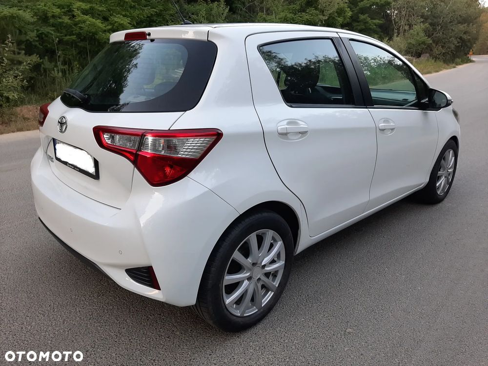 Toyota Yaris 1.5 Premium CVT - 4