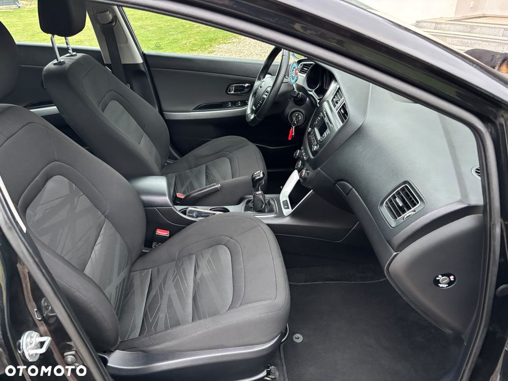 Kia Ceed 1.6 Crdi M Euro2012 - 26