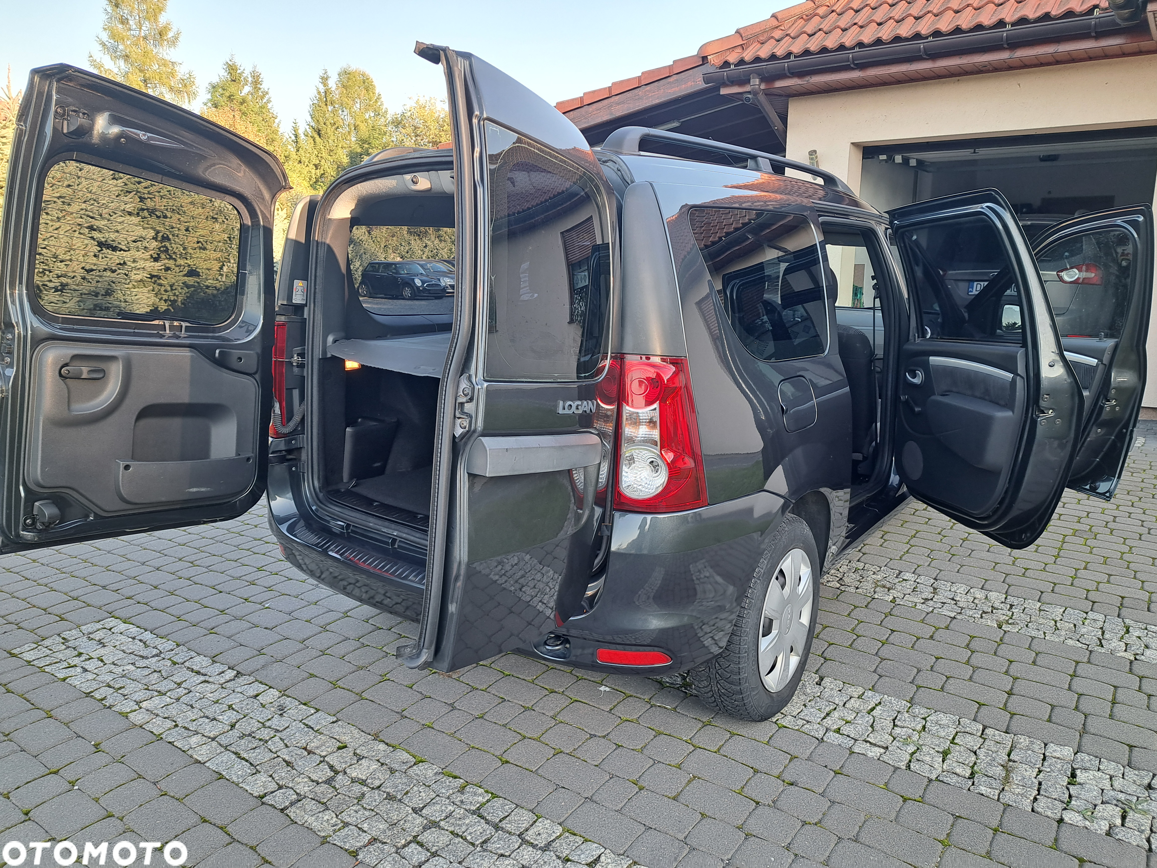 Dacia Logan MCV 1.6 16V Laureate - 24