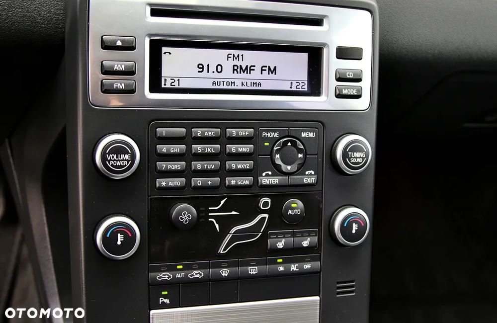 Volvo V70 2.4D Momentum - 15