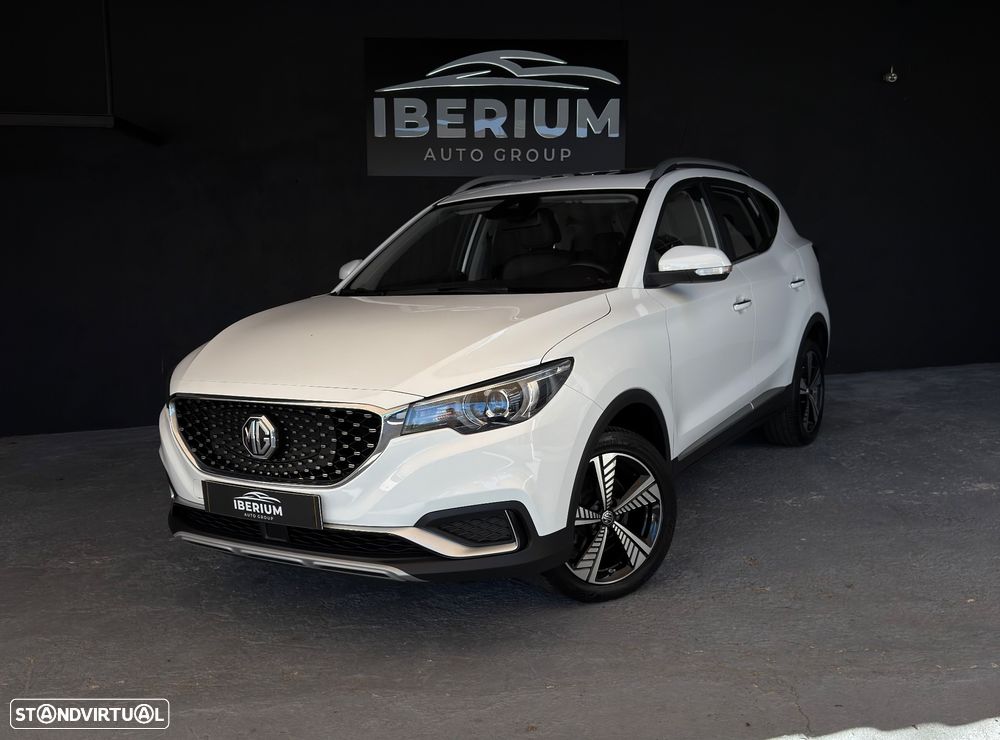 MG ZS Luxury - 2