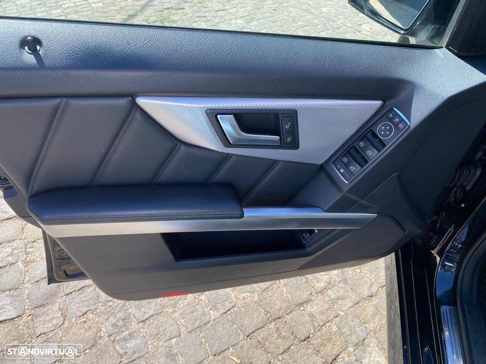 Mercedes-Benz GLK 250 CDI DPF 4Matic BlueEFFICIENCY 7G-TRONIC SPORT EDITION - 14