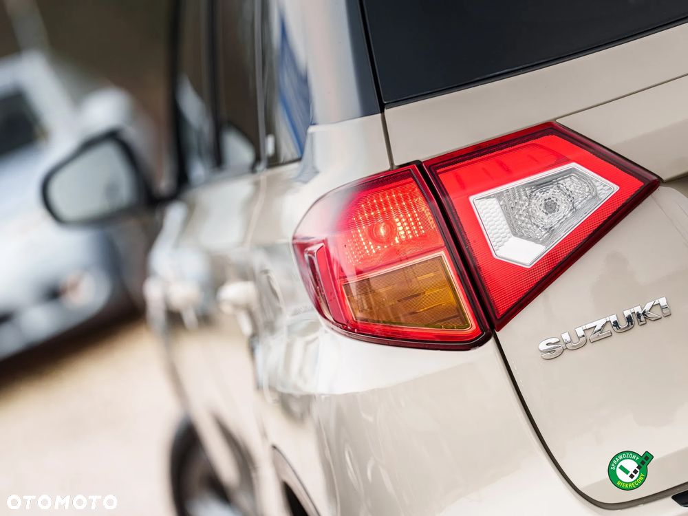 Suzuki Vitara 1.6 Premium 4WD - 10