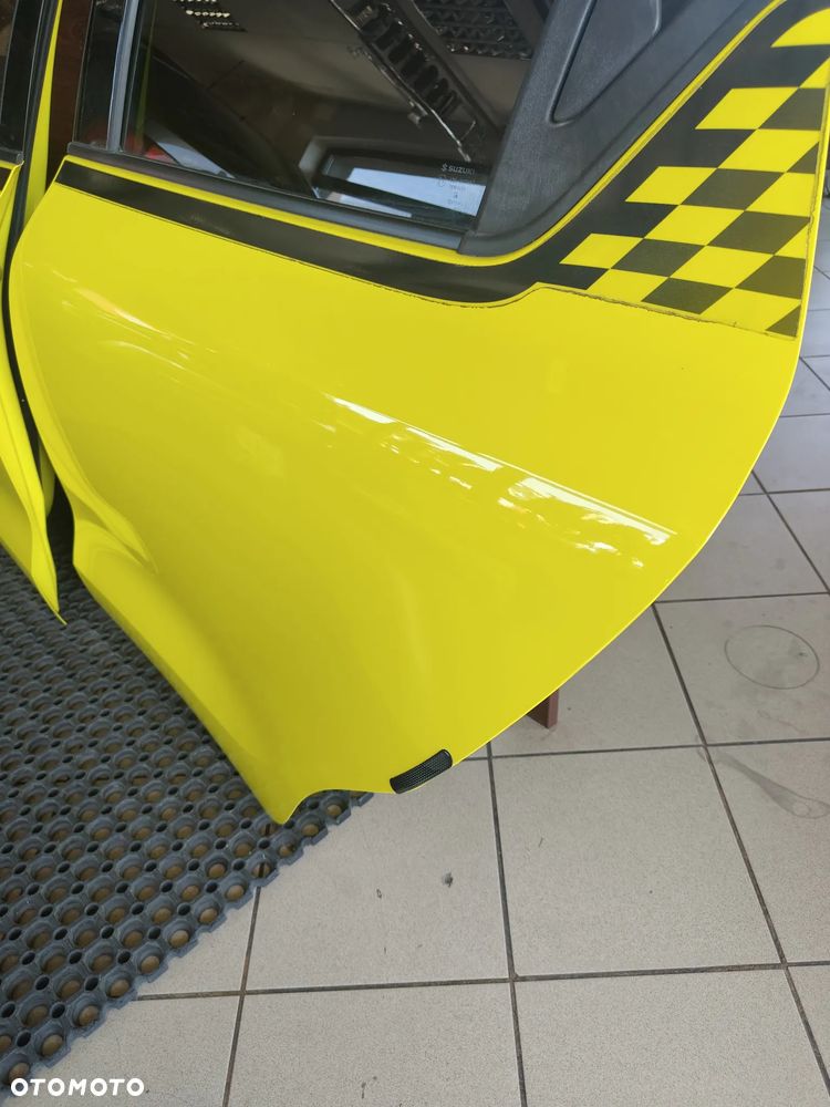 Suzuki Swift Mk8 ZFT drzwi tyl lewe - 4