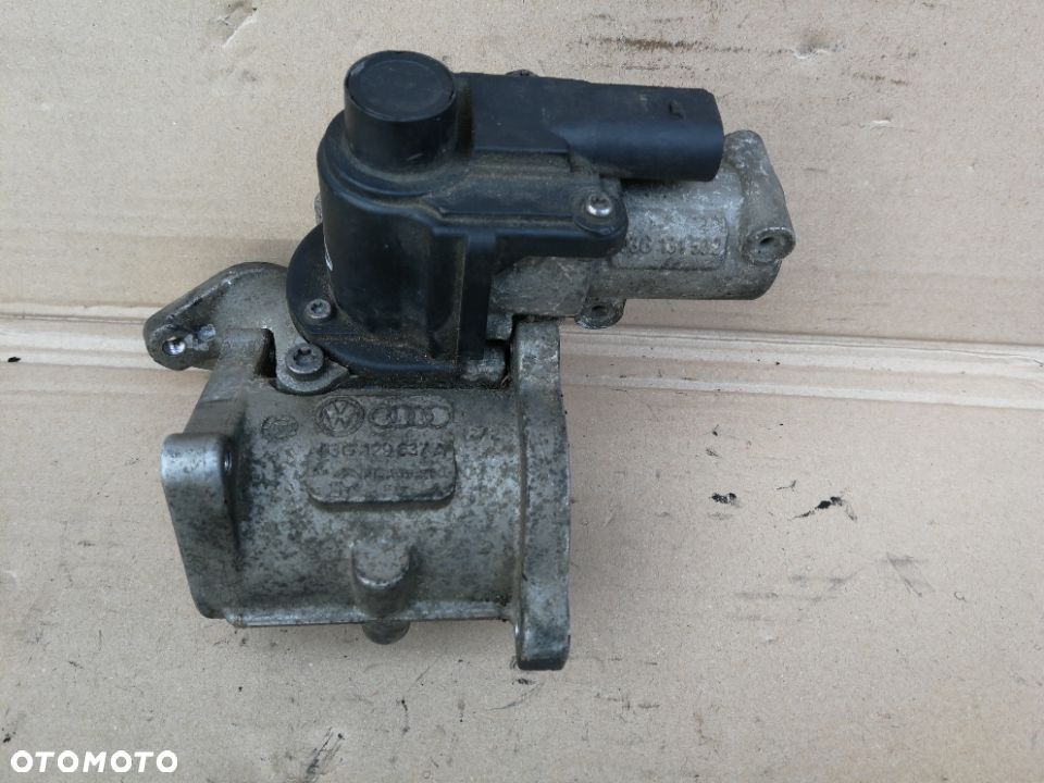 Zawór EGR Golf V Touran 1.9 TDI BLS 2.0 TDI BMP 03G131501D - 2