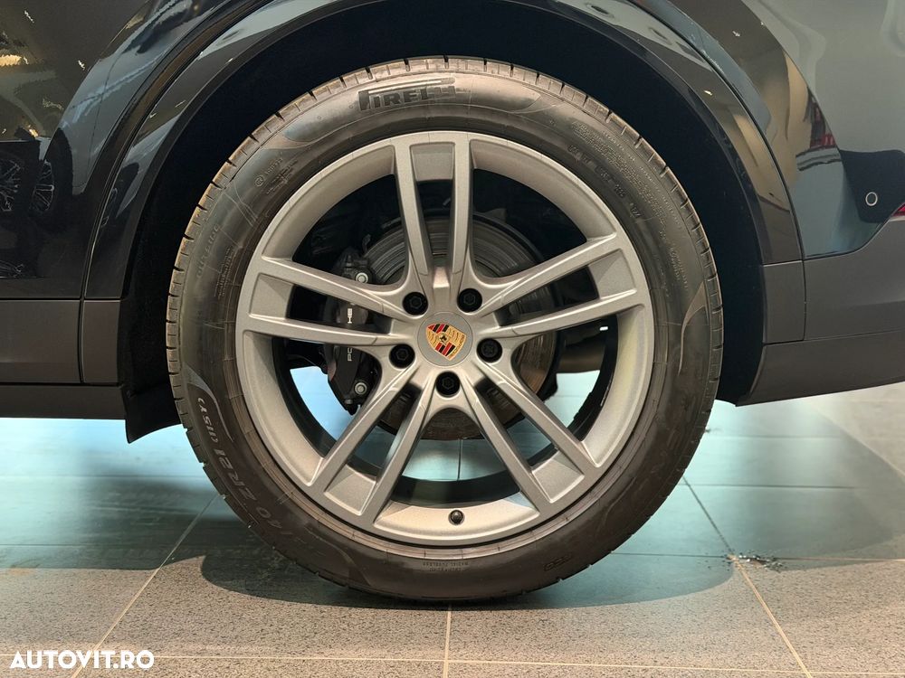 Porsche Cayenne Standard - 11