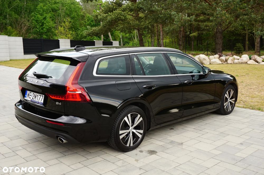Volvo V60 B4 D Momentum Pro - 16