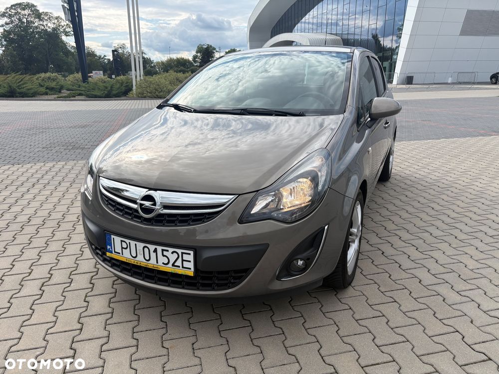Opel Corsa 1.4 T Cosmo S&S - 13