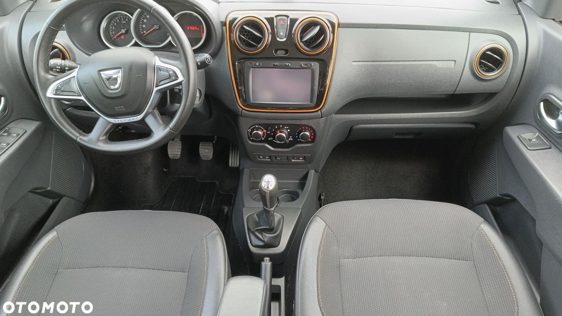 Dacia Lodgy 1.2 TCe Stepway S&S EU6 - 3