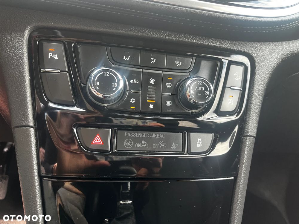 Opel Mokka X 1.6 CDTI EcoFLEX Start/Stop 4x4 Active - 24