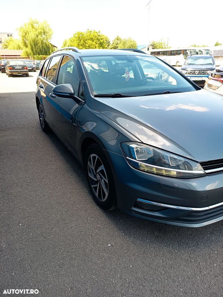 Volkswagen Golf - 3