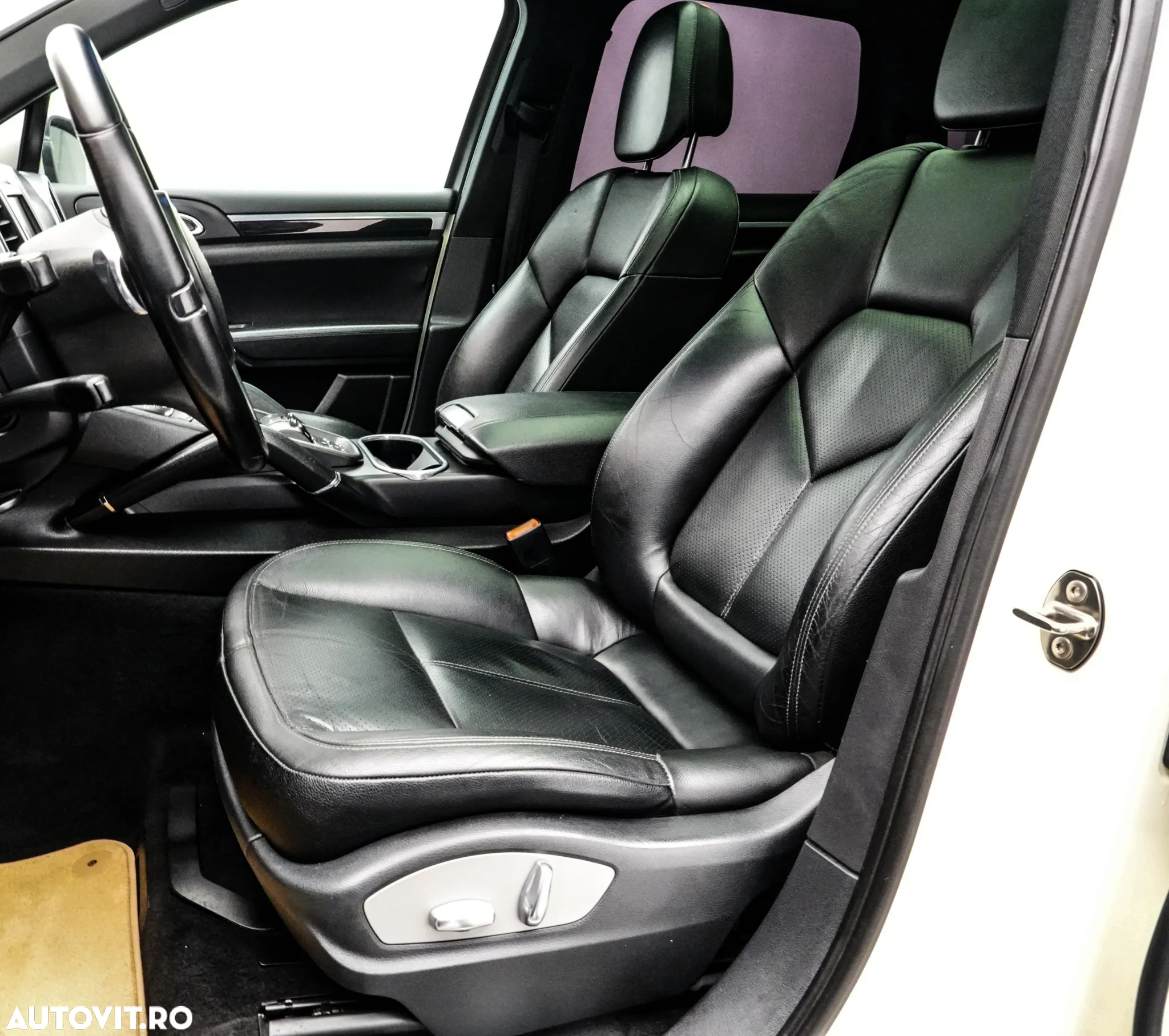 Porsche Cayenne 3.0 L V6 - 15