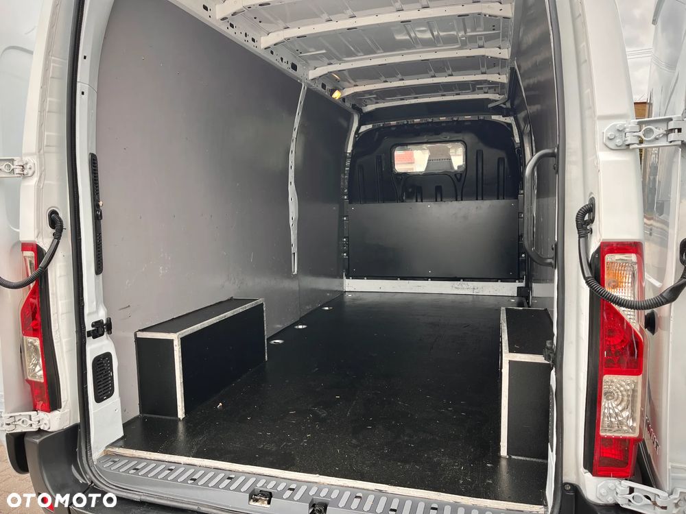 Renault MASTER 2.3 180KM / SALON POLSKA / BOGATA WERSJA / PIERWSZY WŁAŚCICIEL - 23