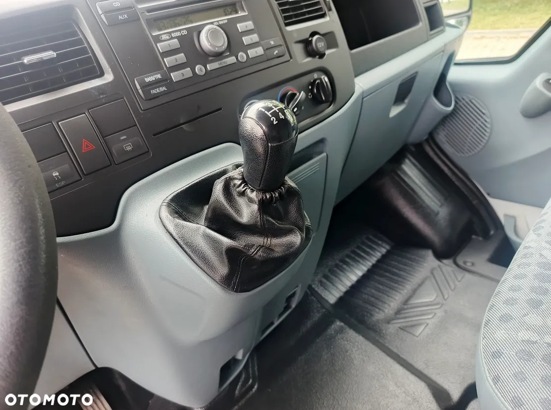 Ford Transit - 14