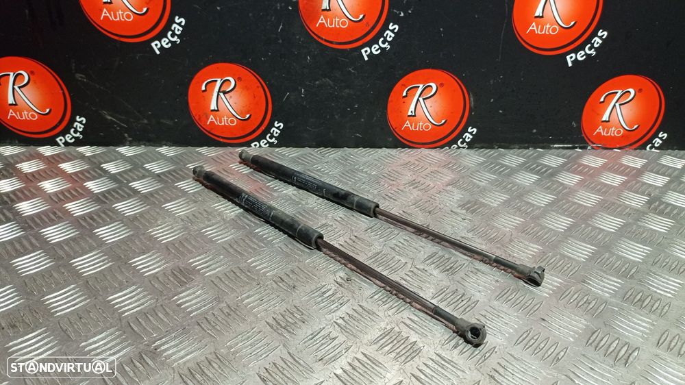 Amortecedores Da Mala Fiat Grande Punto (199_) - 1