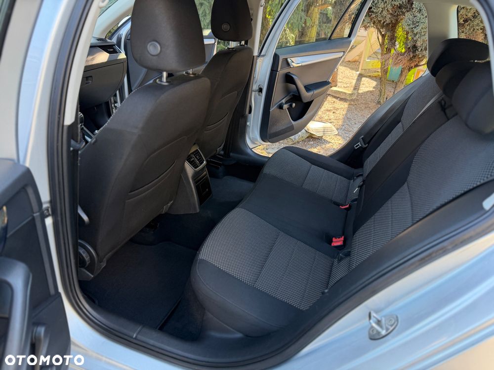 Skoda Octavia 1.6 TDI (Green tec) 4x4 Ambition - 7