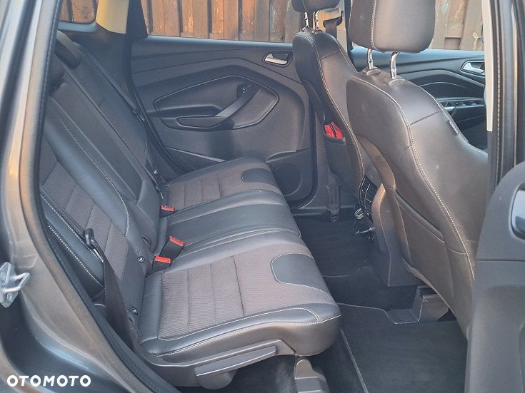 Ford Kuga 2.0 TDCi 4x4 Business Edition - 36