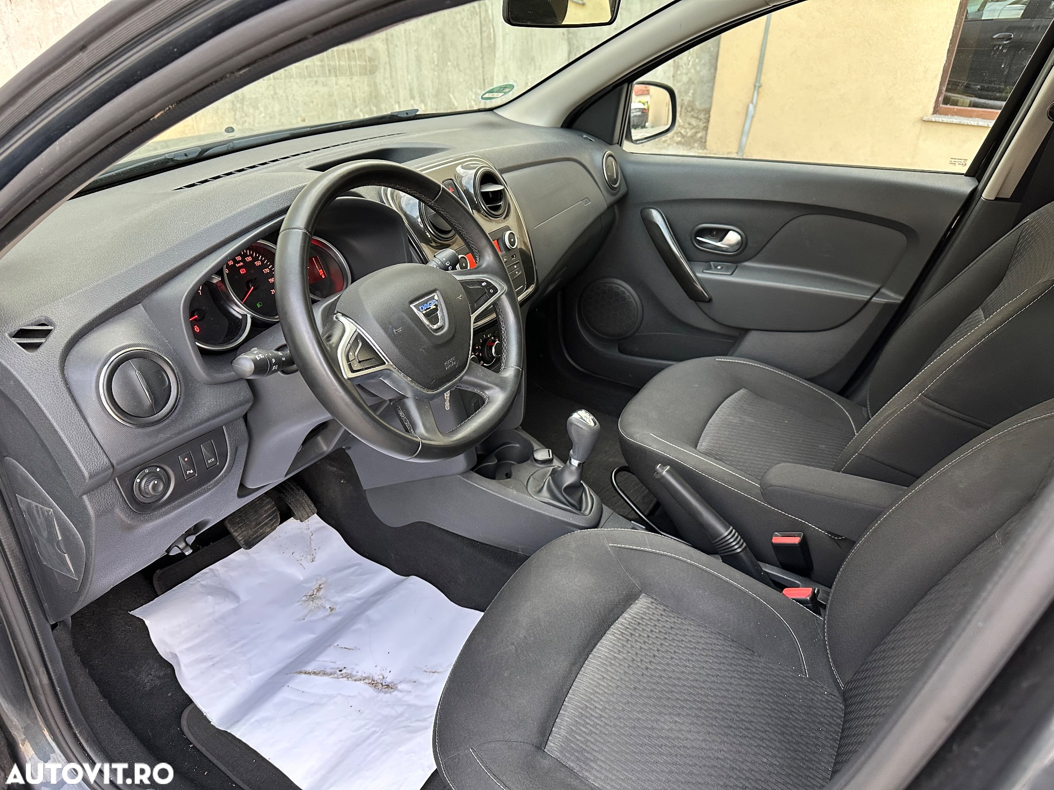 Dacia Logan - 26