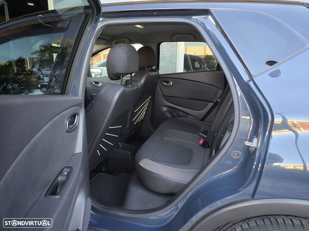 Renault Captur 0.9 TCE Exclusive - 21