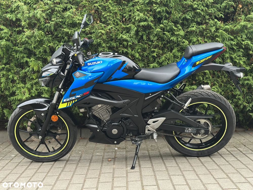 Suzuki GSX - 4