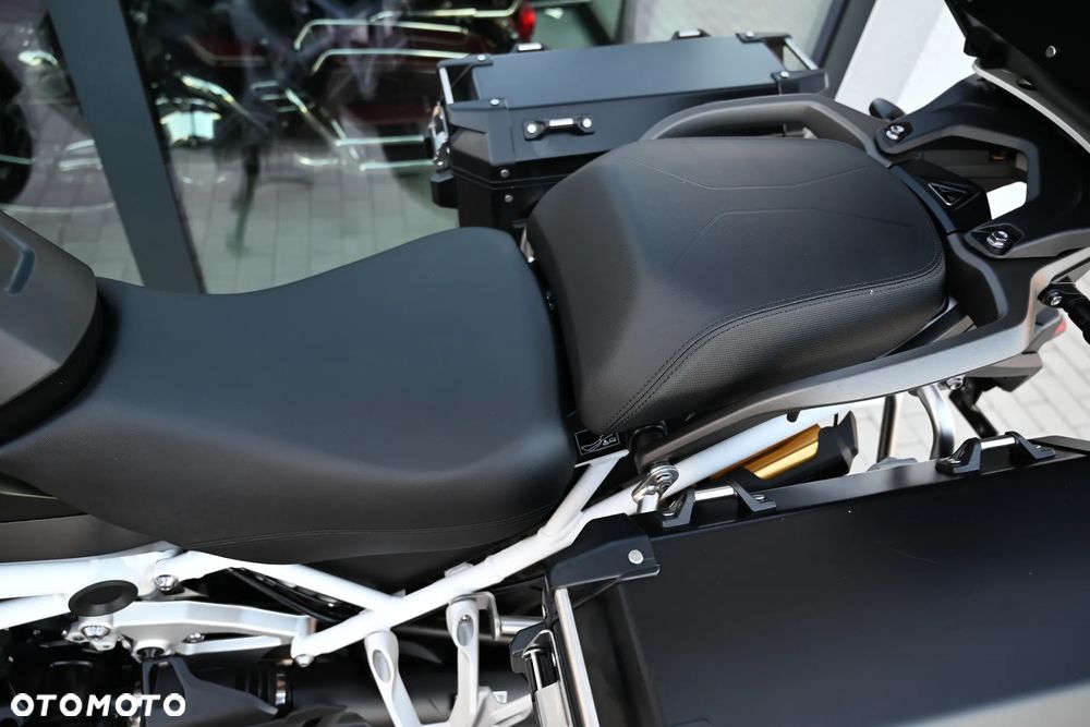 Triumph Tiger - 13