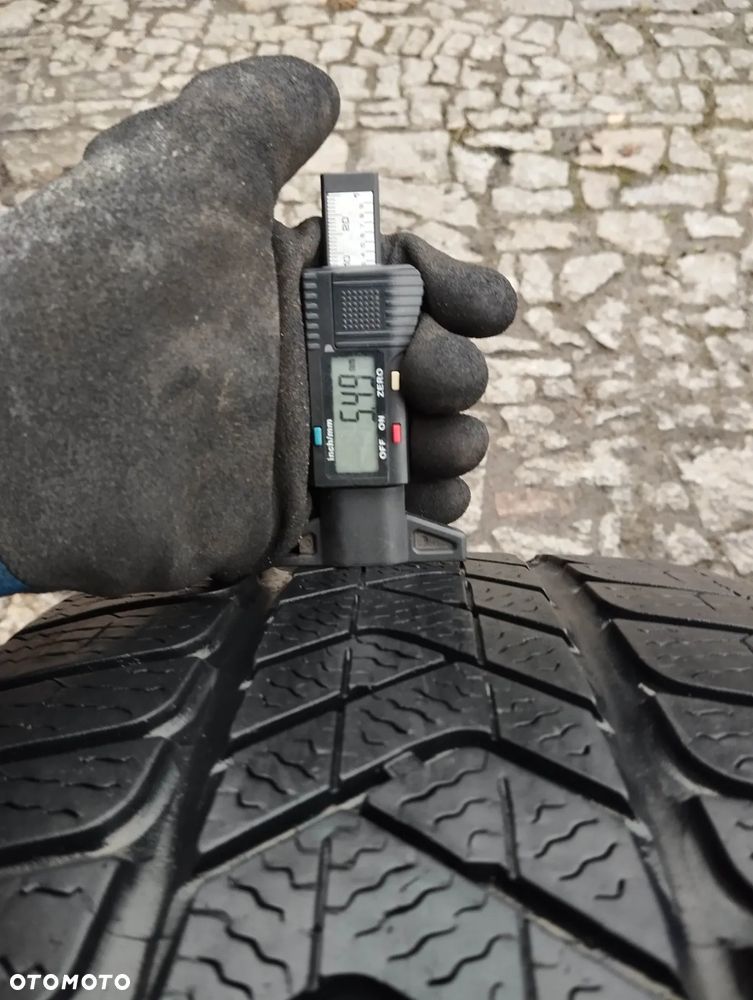 PIRELLI SOTTOZERO WINTER 3 - 4