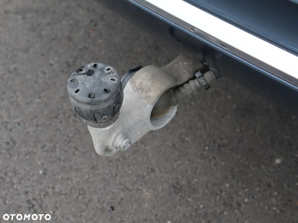 Volvo XC 60 B4 D AWD Plus Bright - 19