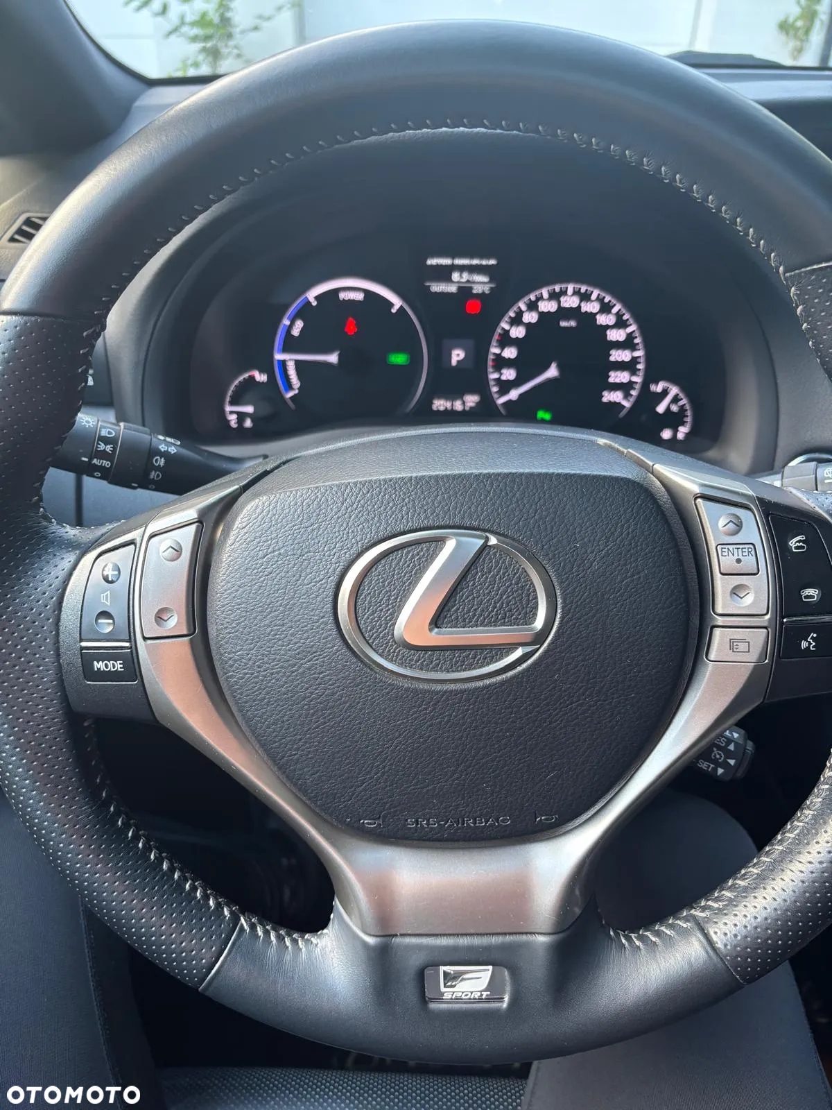Lexus RX - 6