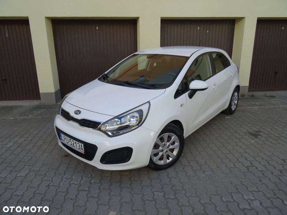 Kia Rio - 2