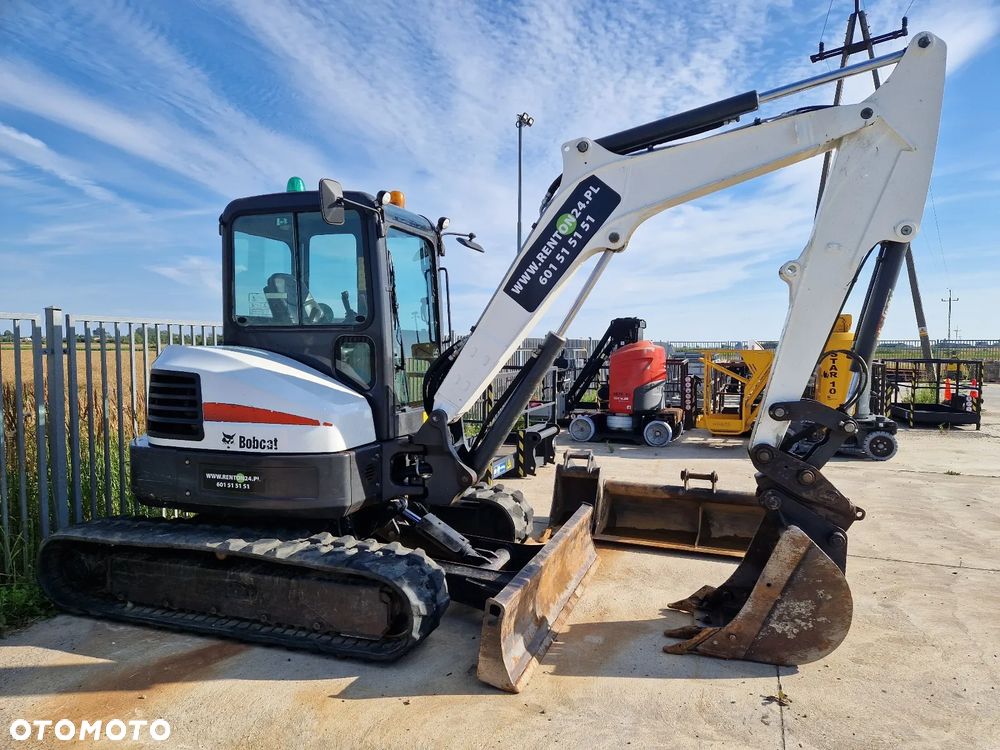 Bobcat E 45 jak Kubota Cat Wacker R361 - 2